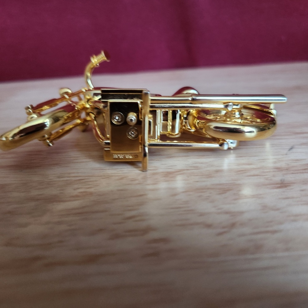 Mini Motorcycle Clock from Timex - Picture 4 of 5